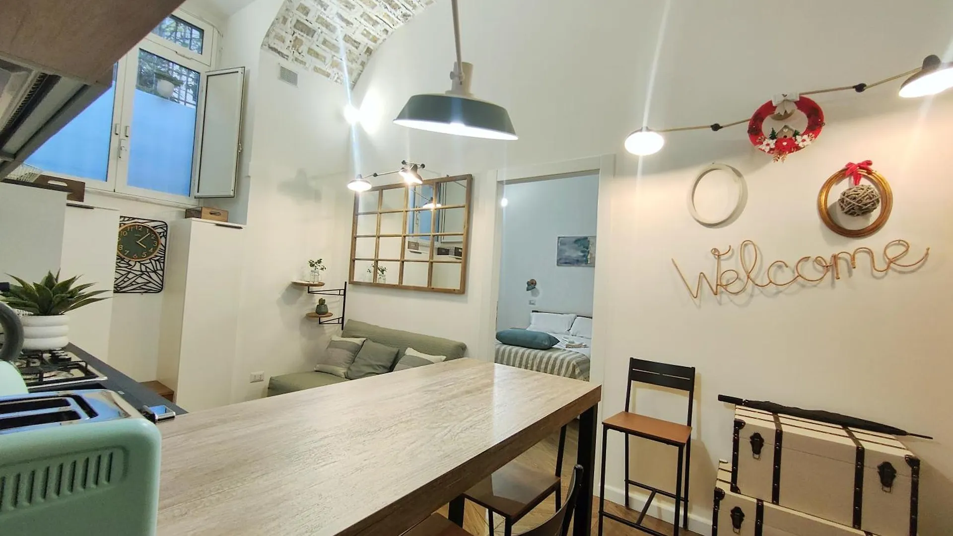 Apartment Vera Roma Suite&Apartment - Charming 3 Bedroom Apt - 20Min Walk From Colosseum